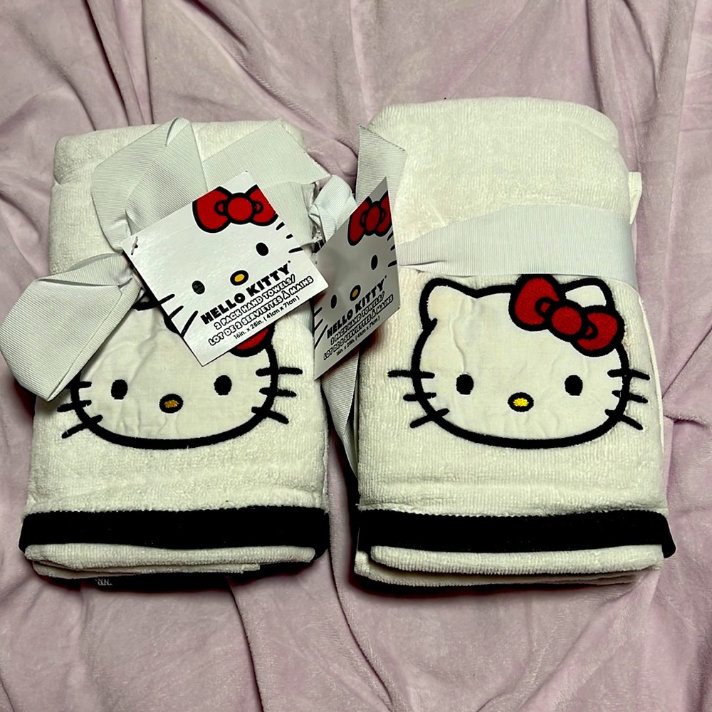 Hello kitty hand towels